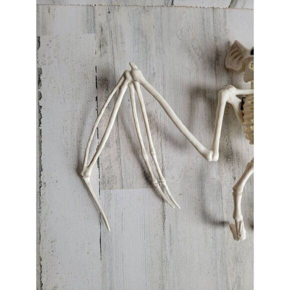 Crazy bonez hanging large skeleton bat Halloween prop decor - Picture 5 of 10